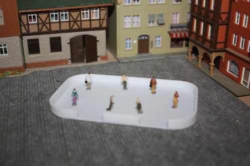 Eislaufbahn spur - (, )